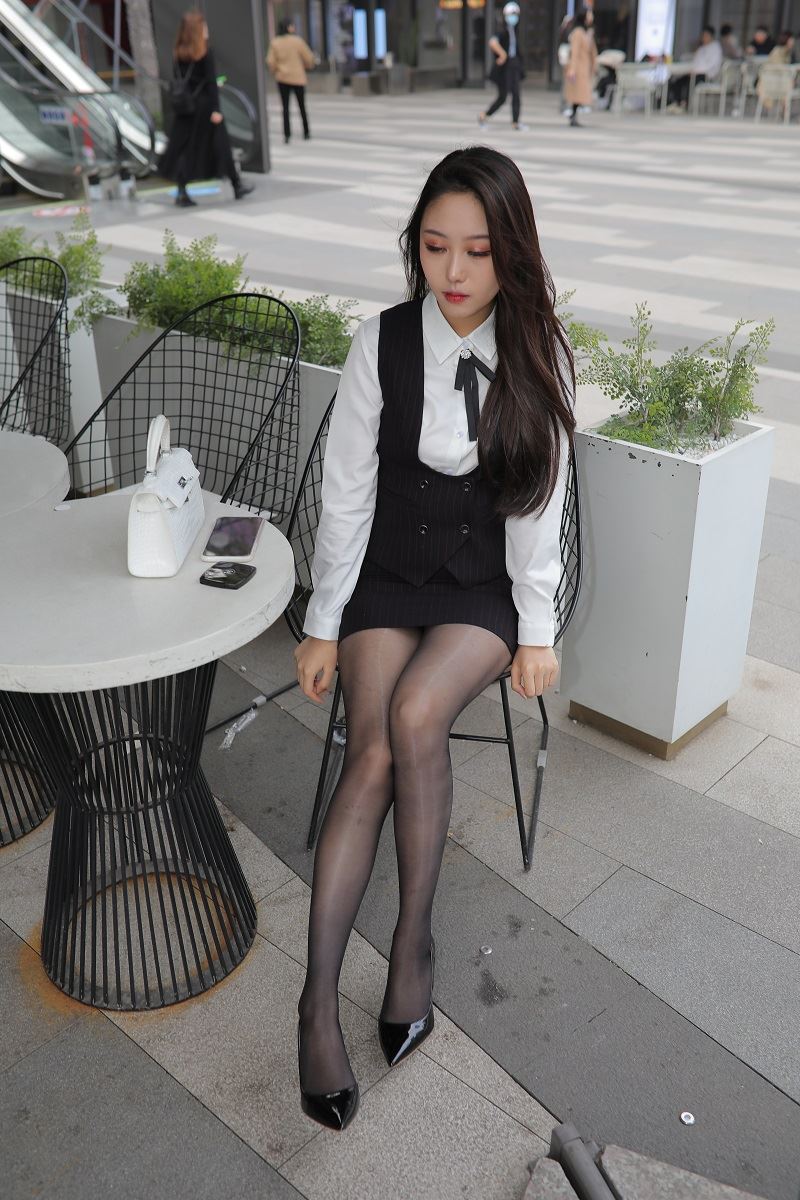 牛男街拍 和漂亮女职员的下午茶时光 [383P8V-12.6GB]