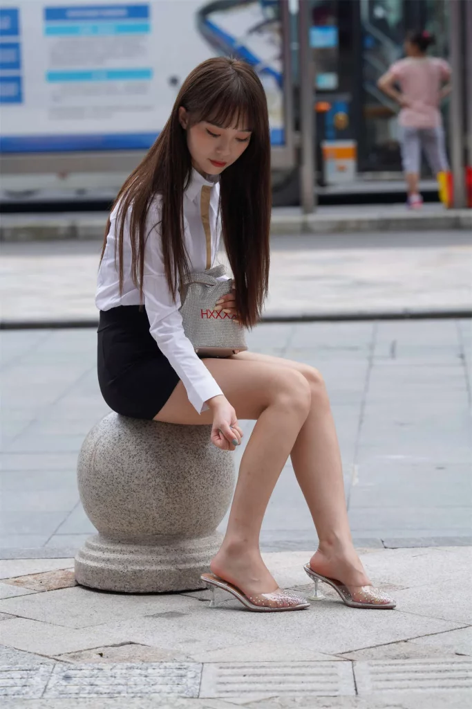 凯恩公爵作品  制服长腿美女 [345P9V-15.0GB]