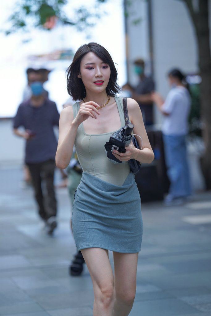 凯恩公爵街拍作品  秀气女孩 [58P1V-801MB]