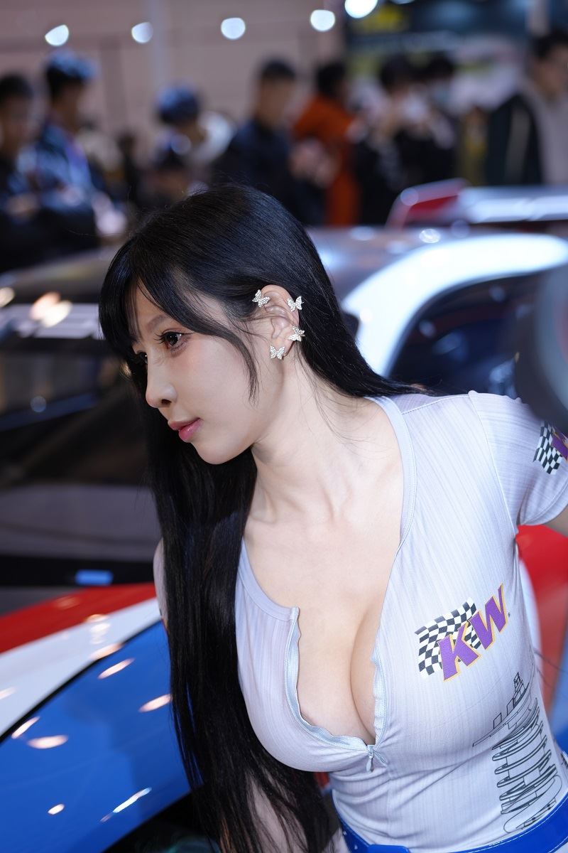 性感连体衣 [57P2V-4.10GB] 
