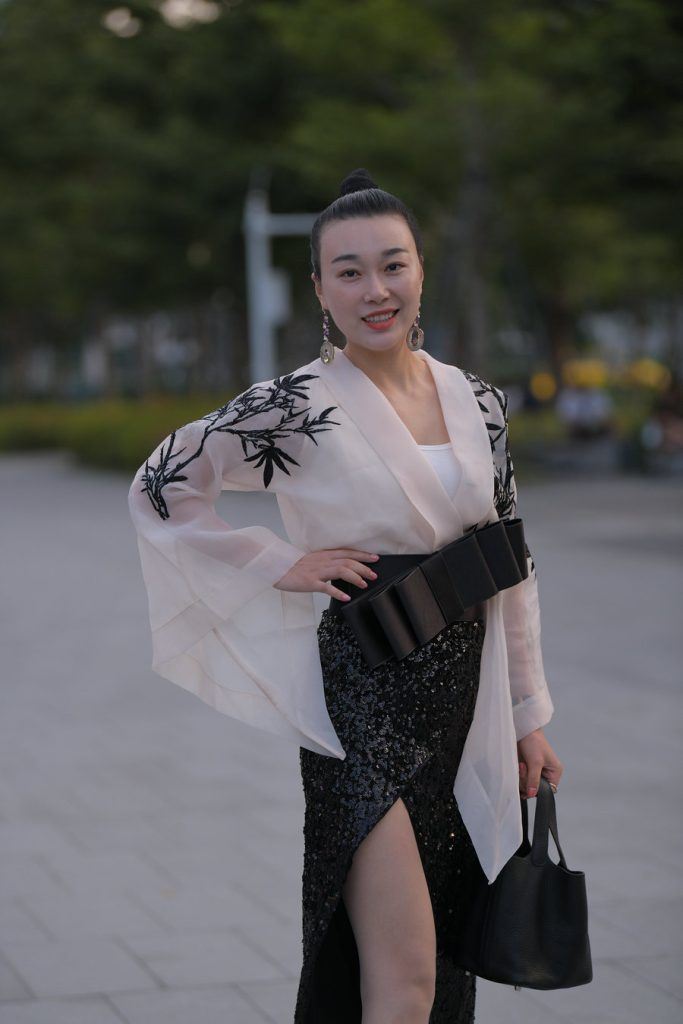 温婉黑白搭配 [66P-1.60GB] 