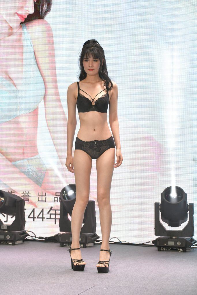 内衣展19 [84P-2.28GB]