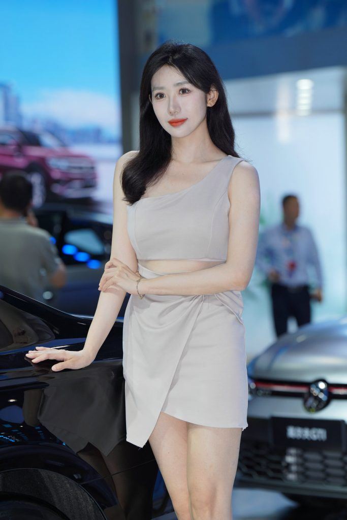 优雅气质女郎 [85P-1.28GB] 