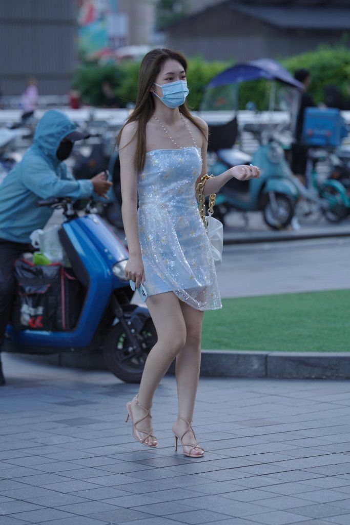 纯欲风网纱闪闪刺绣一字肩 [229P1V-3.38GB]