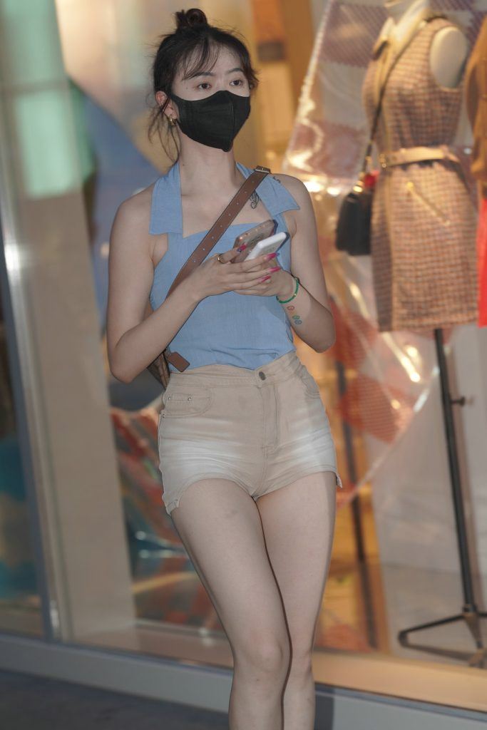 热裤美眉 [105P-1.16GB]