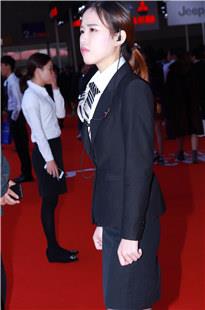 车展-诱惑制服 斜纹黑丝 美腿 美眉3A3964[225M]