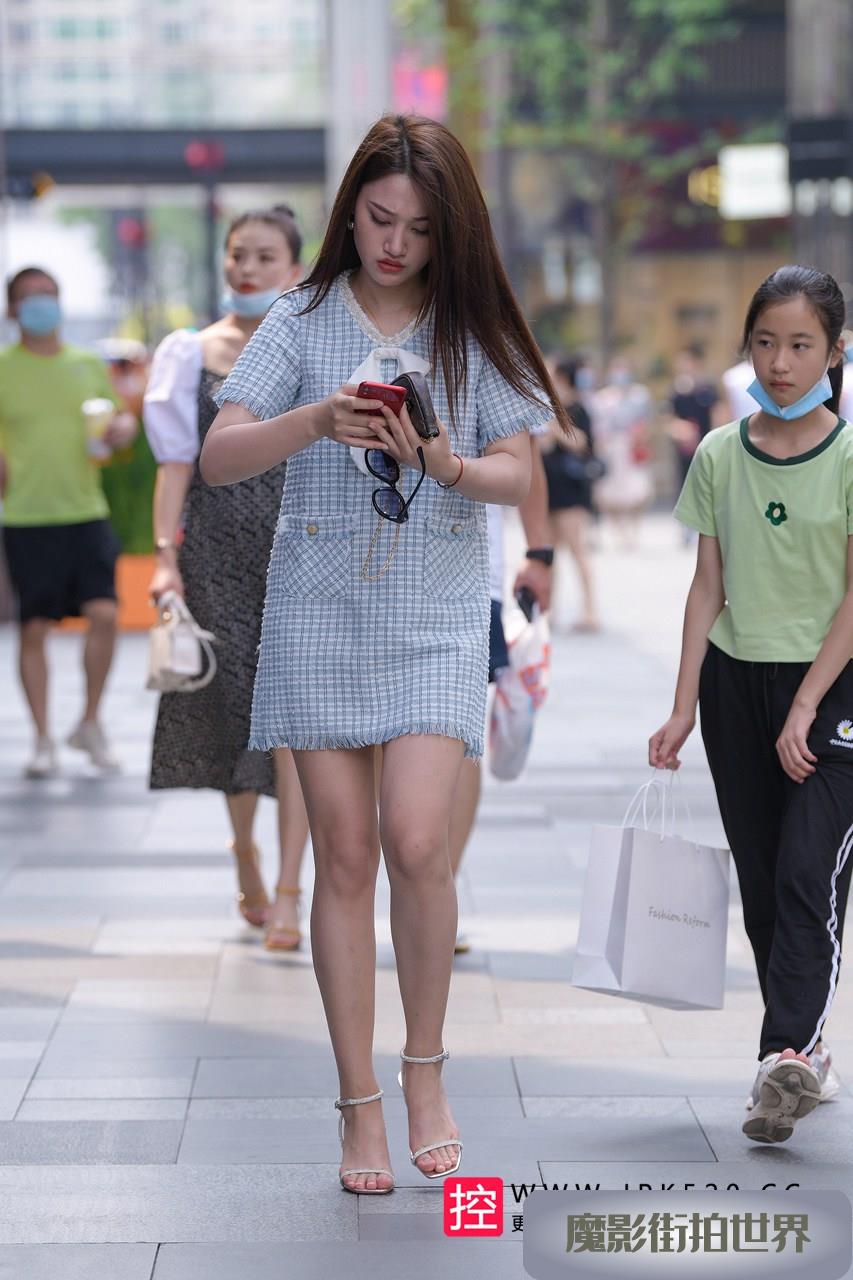 美腿玉足小姐姐3A3730[796M]