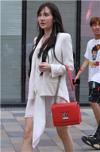 高跟鞋美女3A3556[222M]