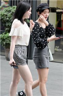 高跟美女的腿好白3A3543[545M]