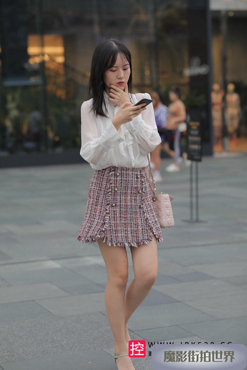 好美的小姐姐有点高冷3A3585[184M]