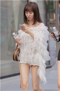 白热裤，好嫩的一双玉腿3A3314[281M]