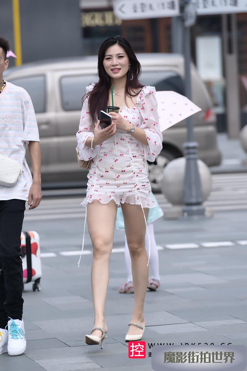 高挑的美女3A2799[475M]