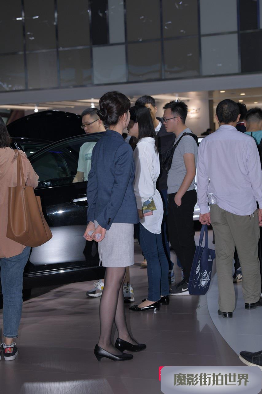 有此黑丝女子，我都不想拍车模了3A2575[283M]