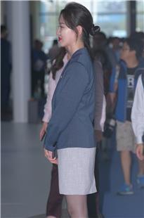 有此黑丝女子，我都不想拍车模了3A2575[283M]