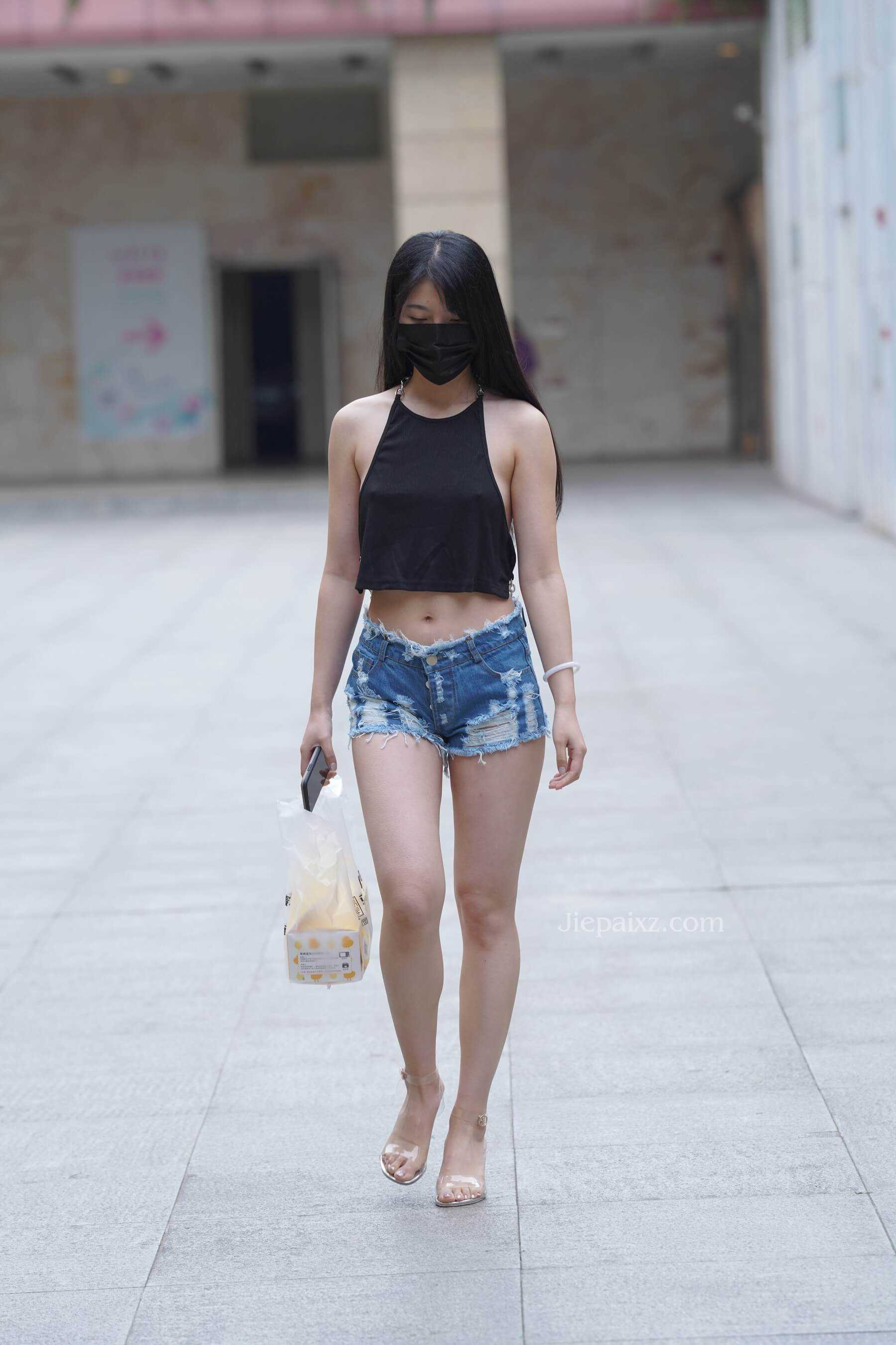 加菲mao作品●余温~热裤美女 【套图+视频】