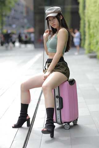 初次见面 让人羡慕的腹肌 【套图+视频】