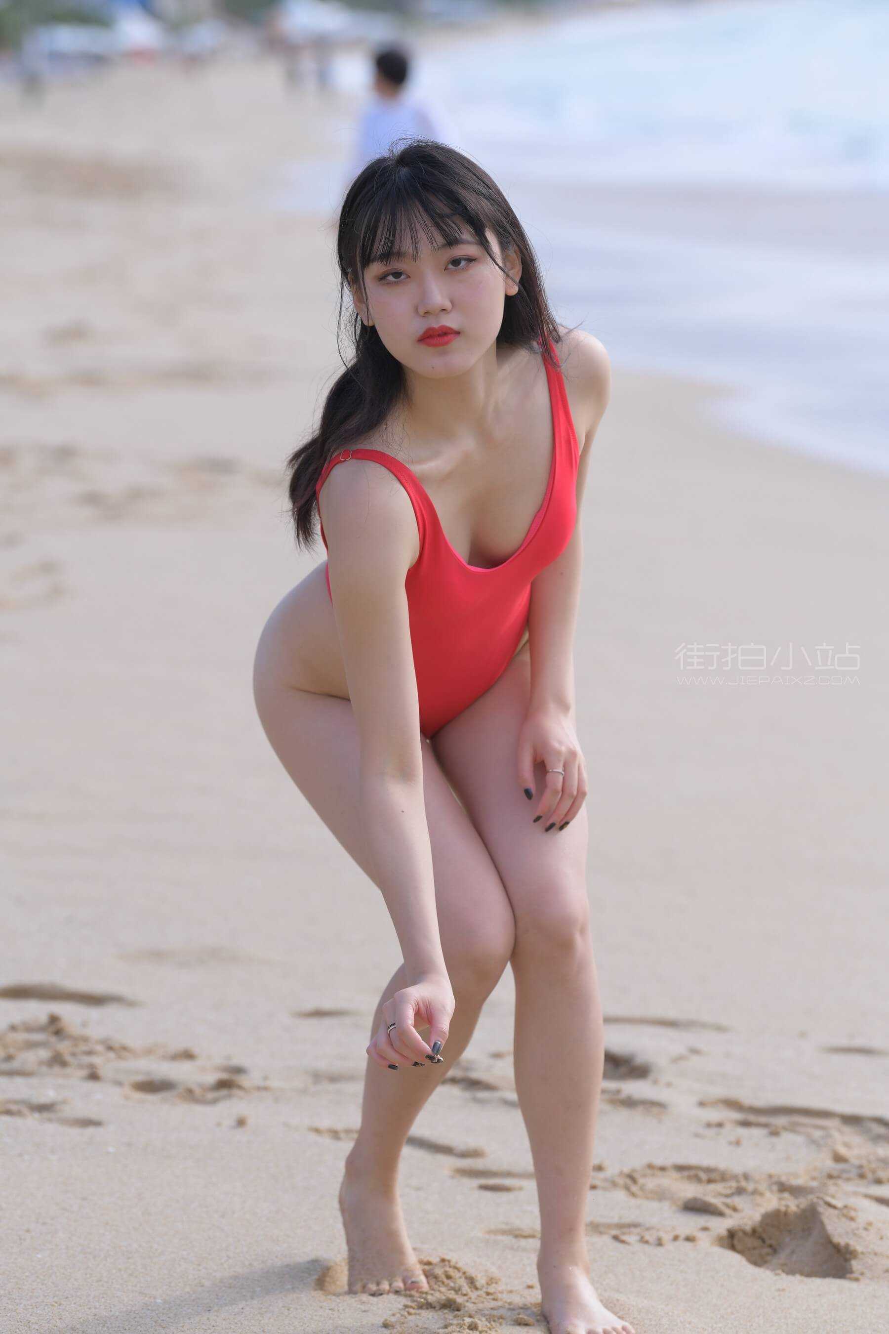 【红石旅拍摄影作品】第一篇：白与红