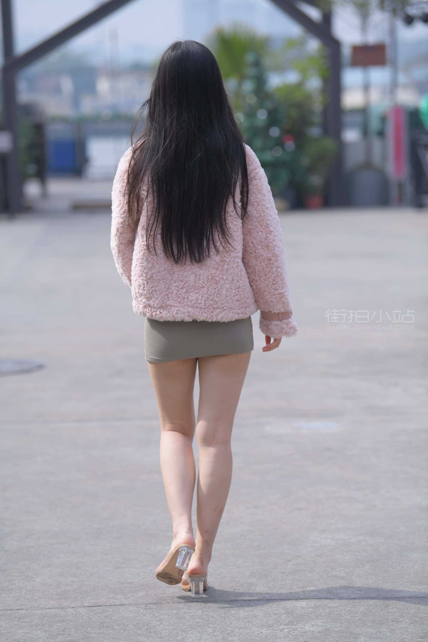 红石摄影作品●灰色包臀裙美女 【套图+视频】