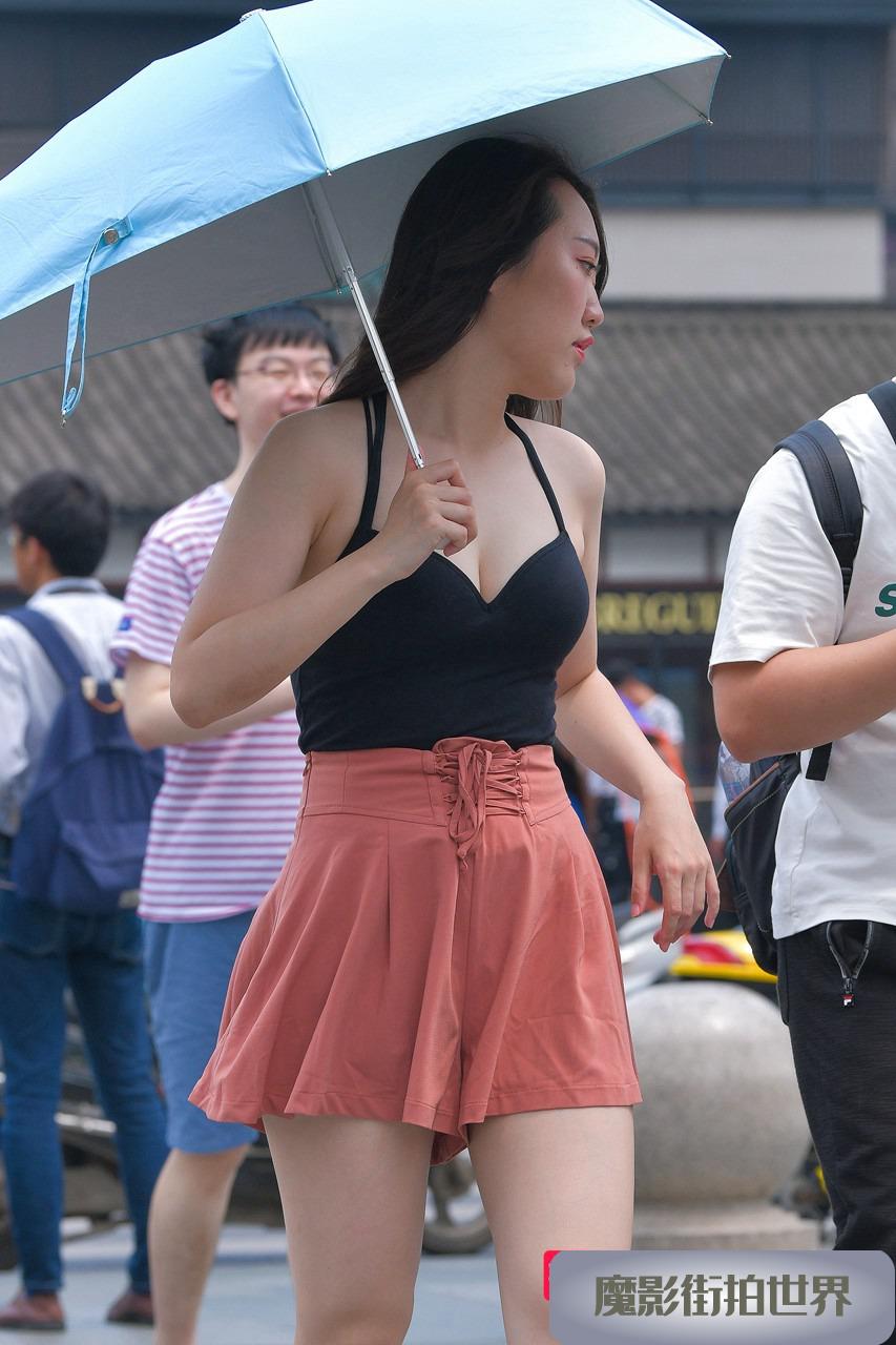 短裙美腿美女3A1730[506M]