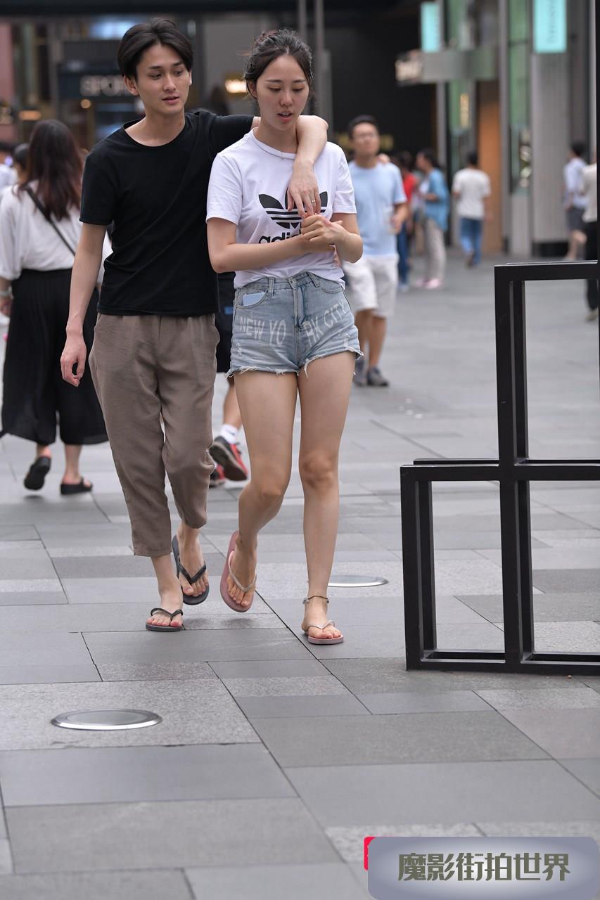 真的好喜欢这种热裤大白腿3A1729[435M]