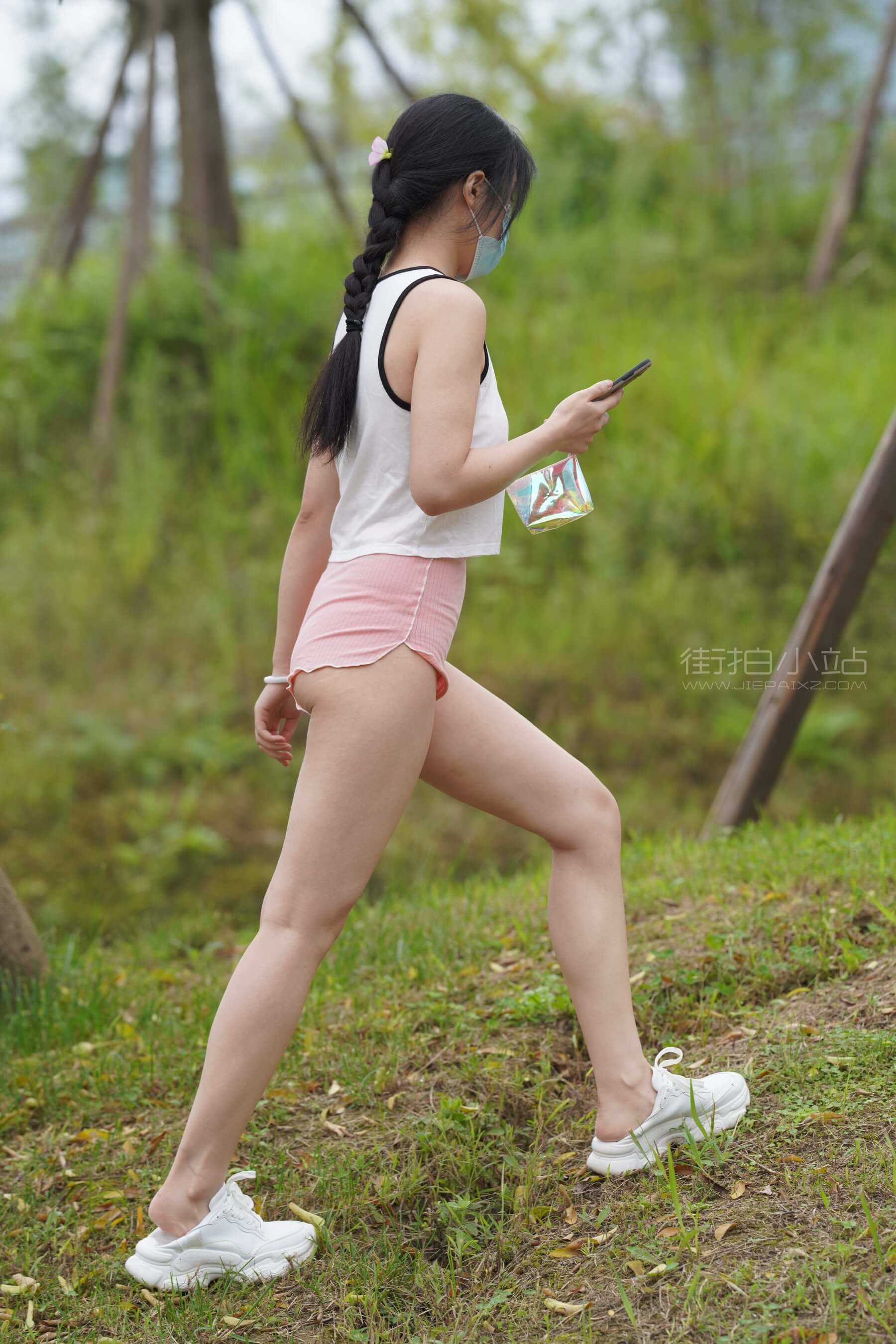 加菲mao街拍作品&粉色瑜伽裤女孩 【套图+视频】