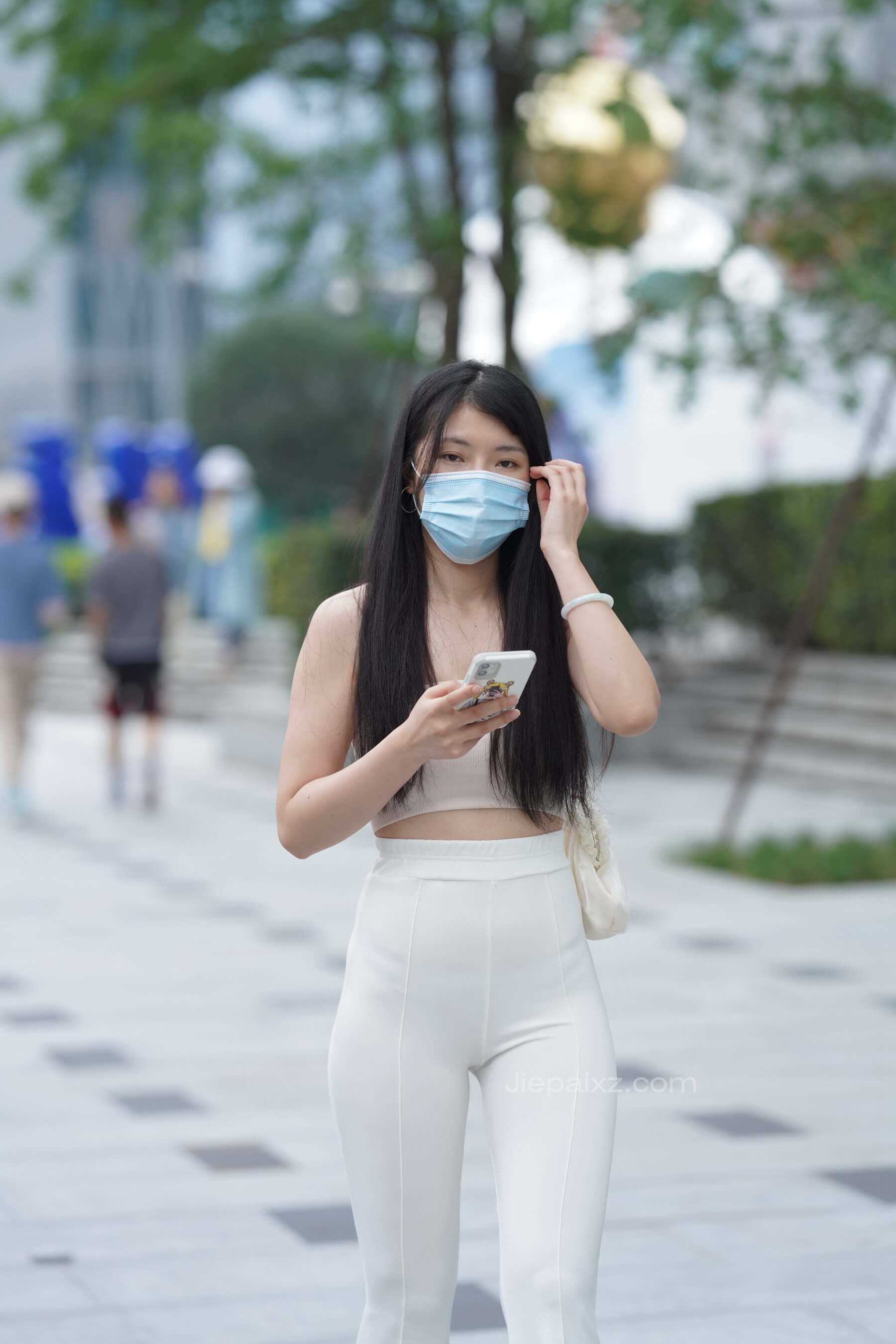 加菲mao街拍作品&白裤女子【套图+视频】