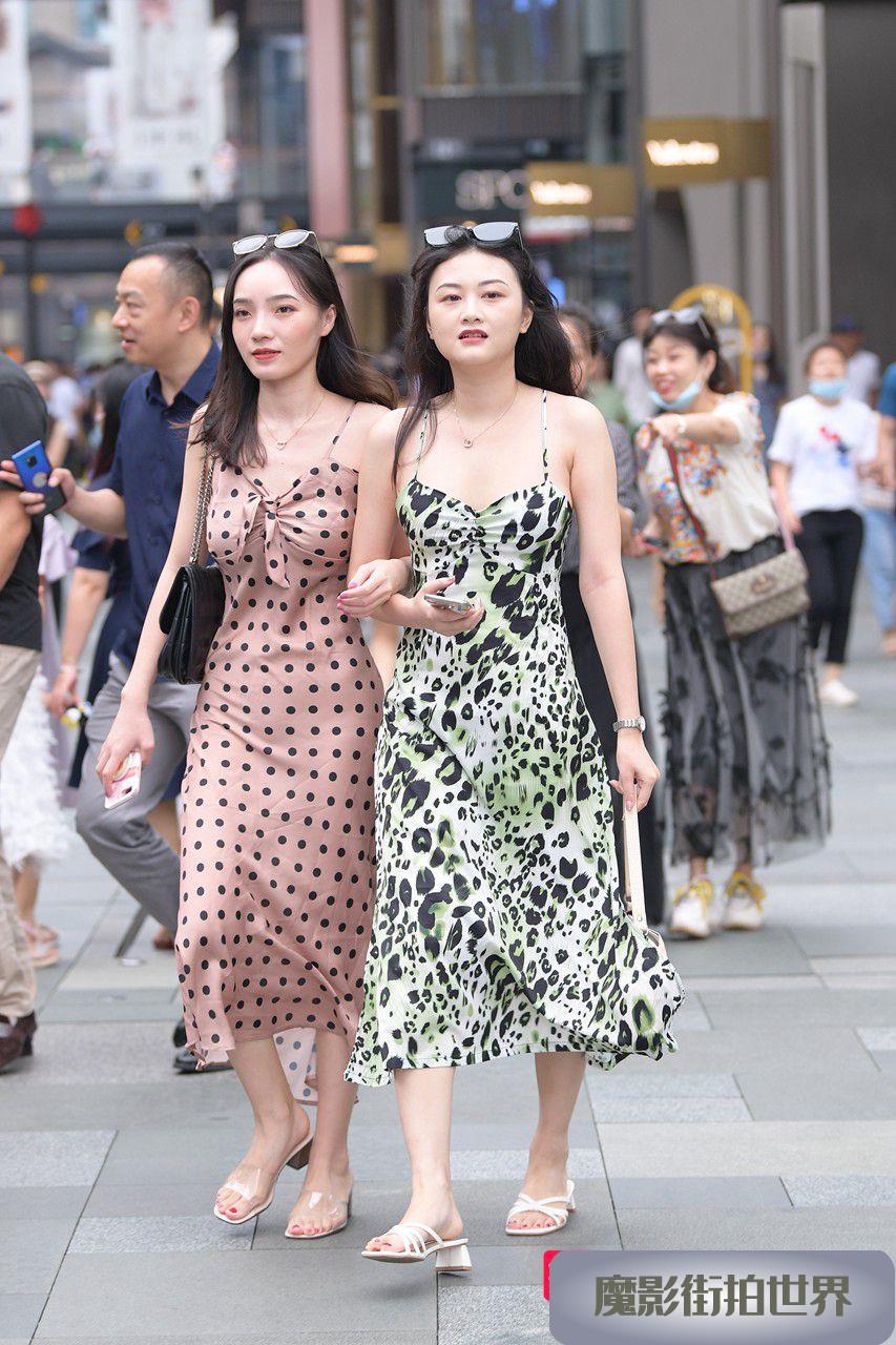 性感吊带裙，丰满的女人3A1581[990M]