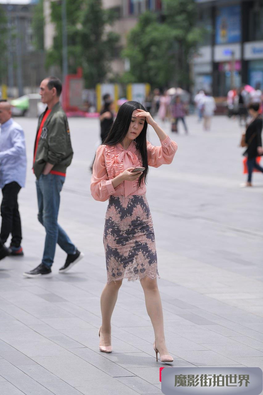肉丝高跟气质美女3A1450[453M]