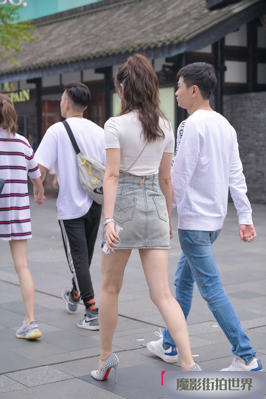 柳丁高跟，白皙美腿女友3A1364[793M]