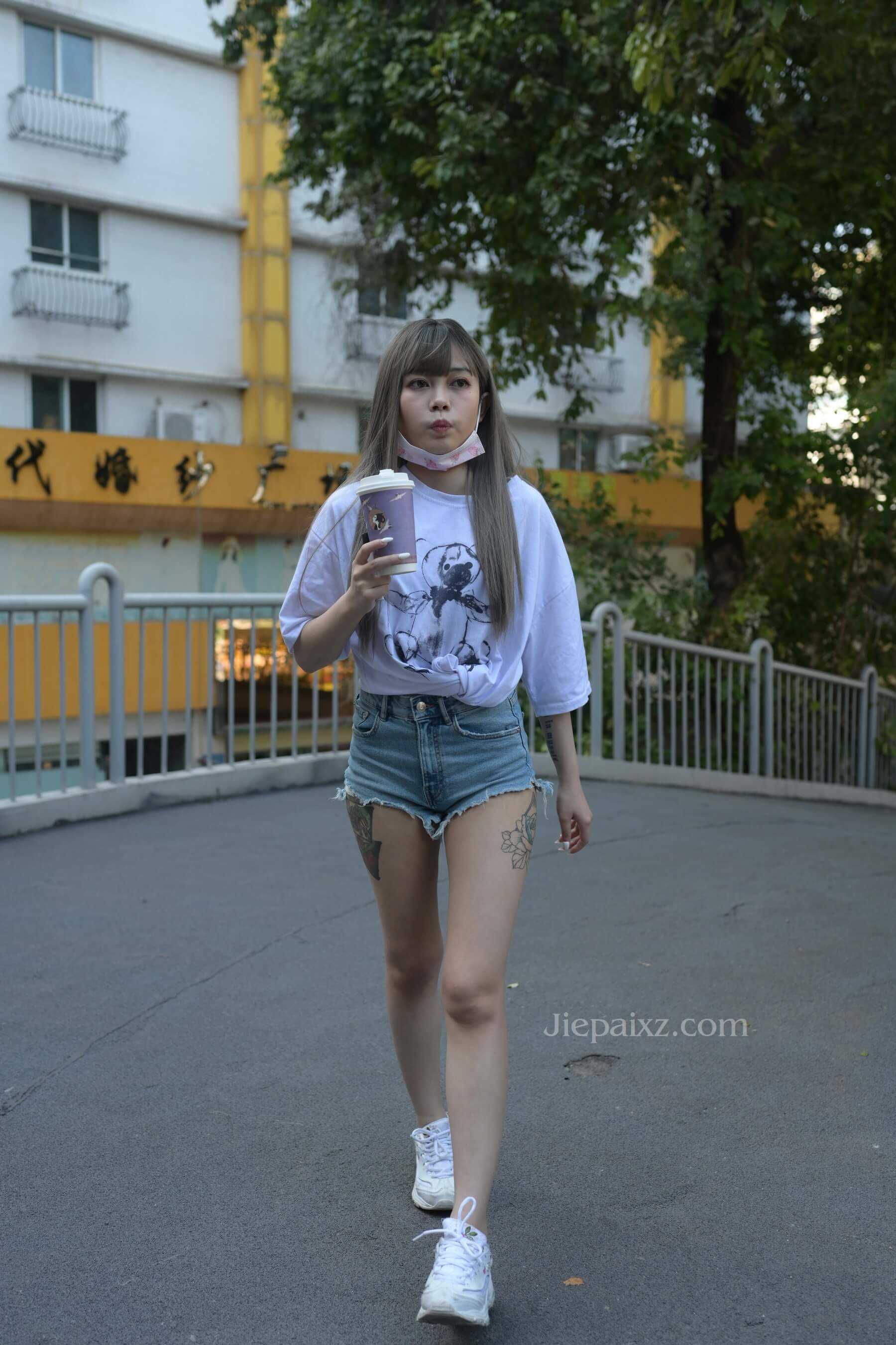 慕容笙街拍作品&牛仔热裤小妹 【套图+视频】