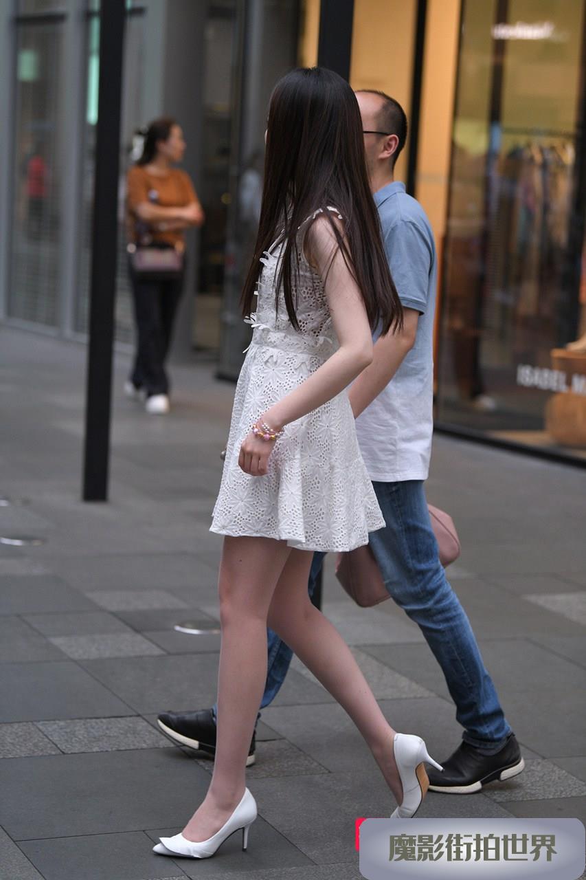 白色高跟鞋白裙肉丝袜美女3A1288[534M]