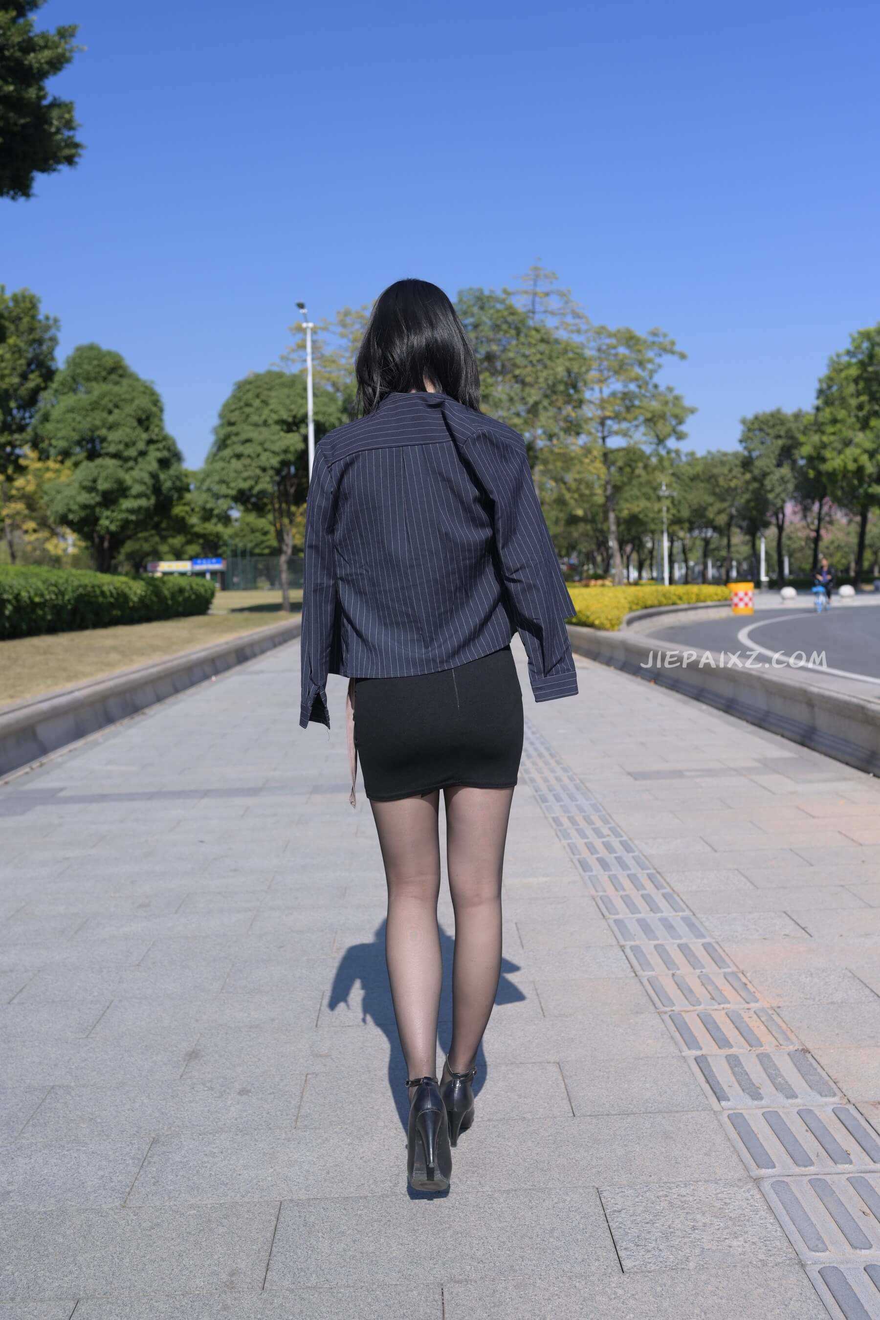 黑丝包臀裙美女 【套图+视频】