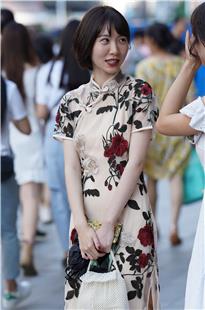 表情丰富 林志玲妹妹3A1054[359M]
