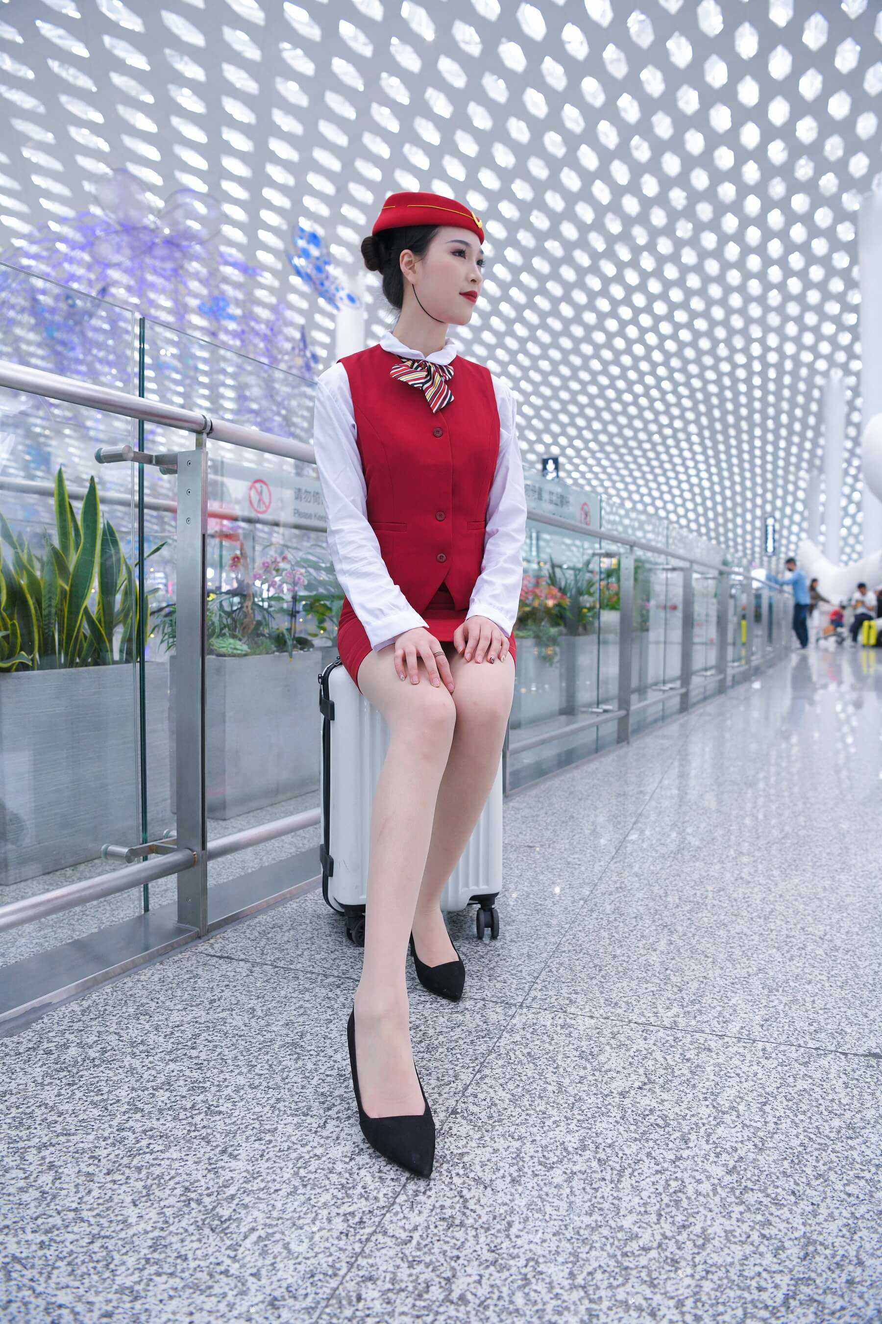 摄神&二表姐空姐，超薄肉丝，机场篇【套图+视频】