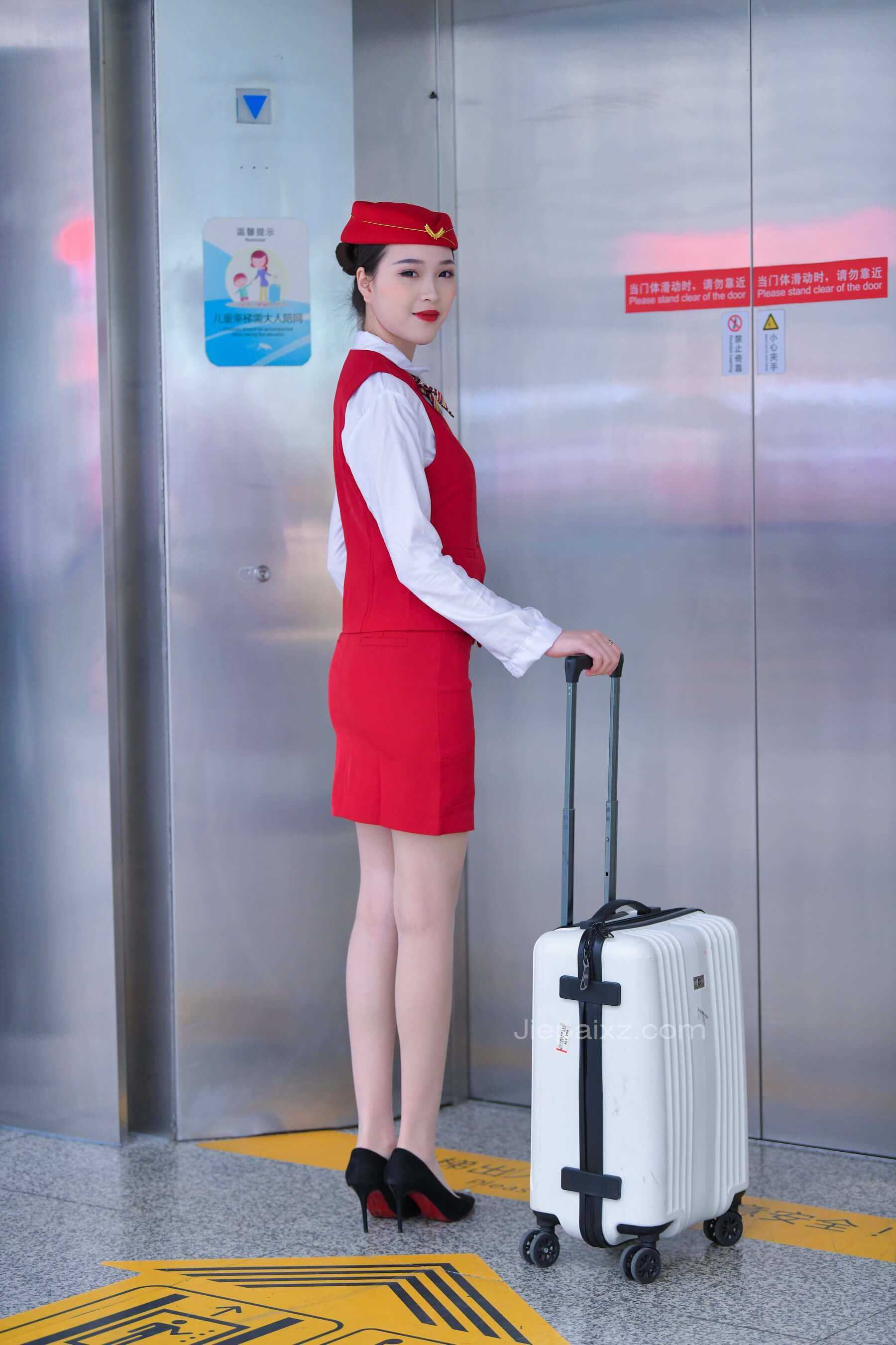 摄神&二表姐空姐，超薄肉丝，机场篇【套图+视频】