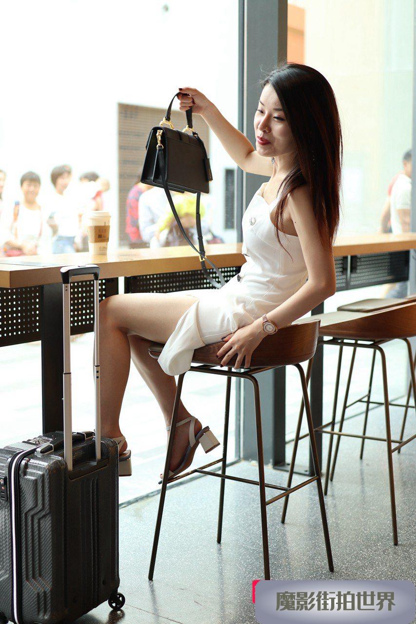 美女凉高3A1237[216M]