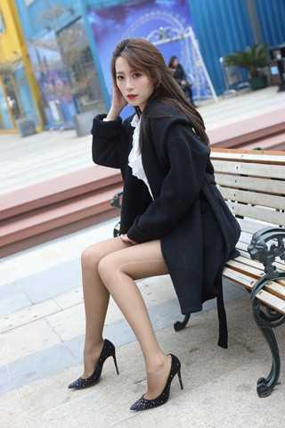 辉辉&极品女神妮妮的咖啡色丝袜 【套图+视频】