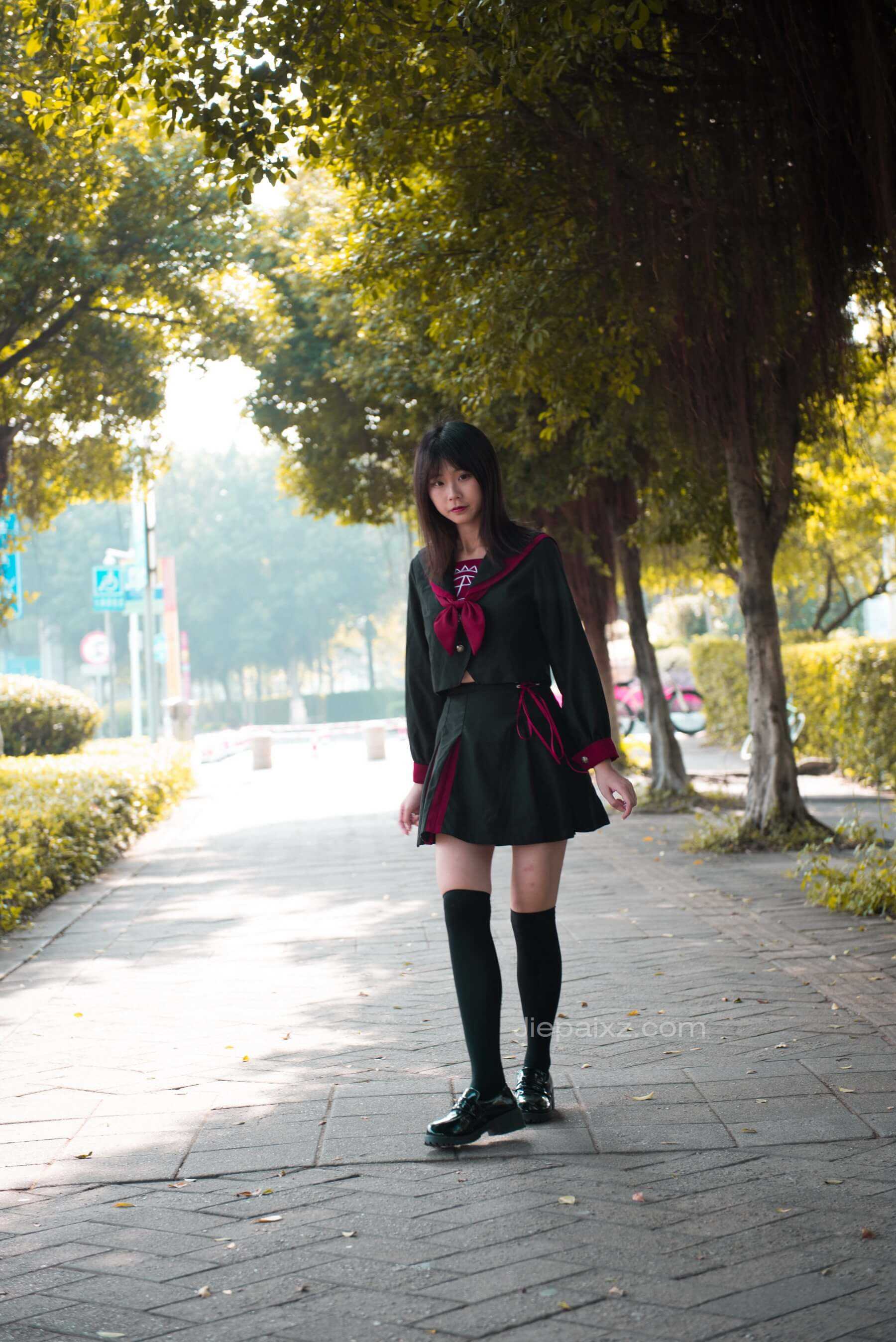 小透明DK模拍活力美术生JK美少女【套图+视频】