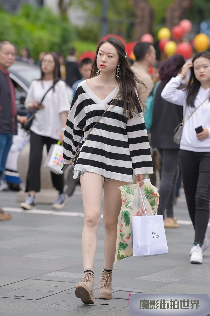 肉肉的大白腿，好想3A860[288M]