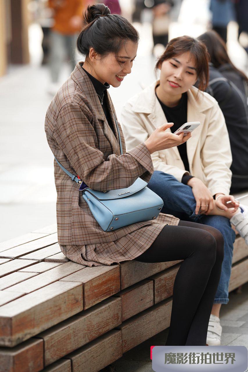 黑丝女生3A836[1.3G]