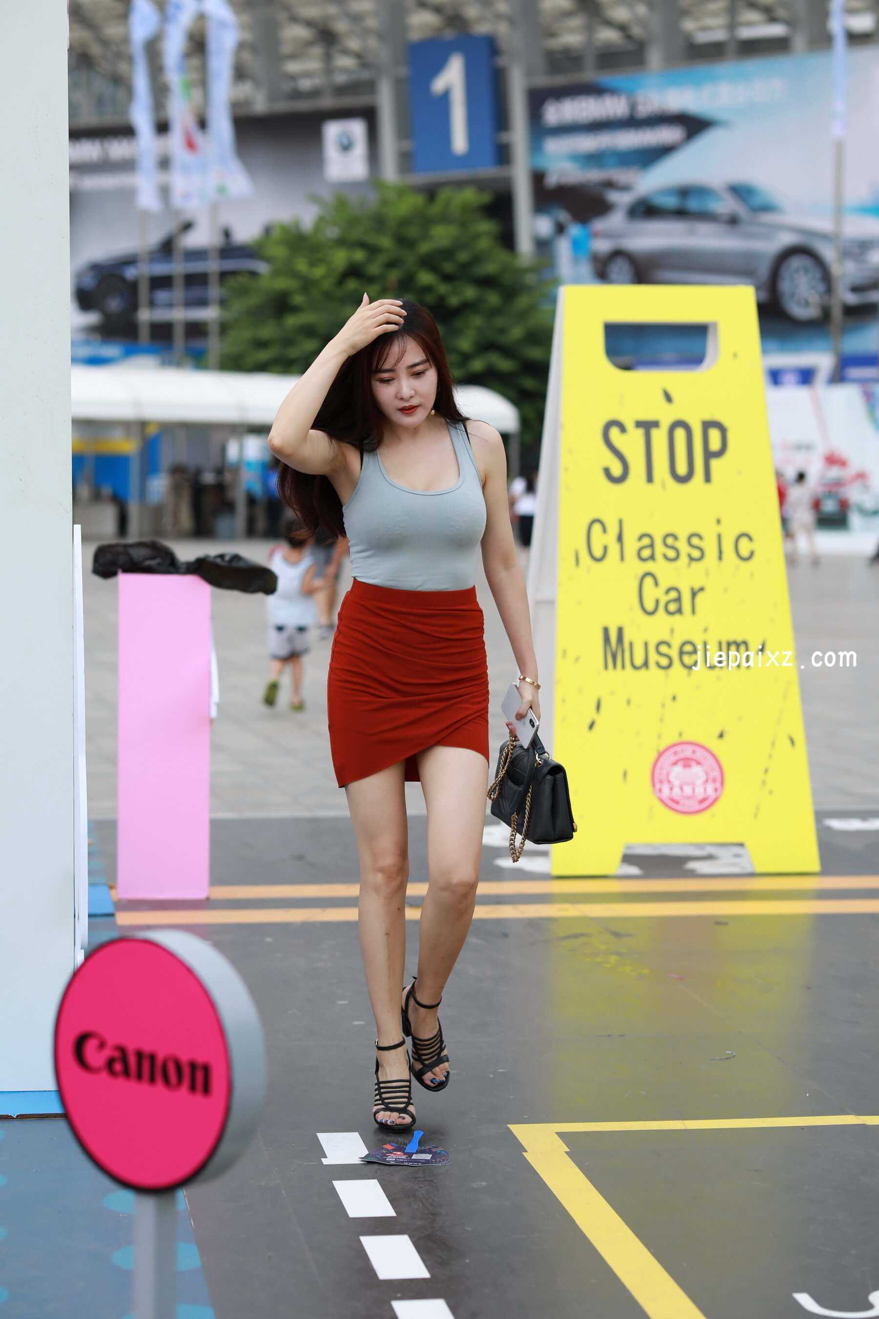 极品红色包臀裙美少妇 【套图+视频】