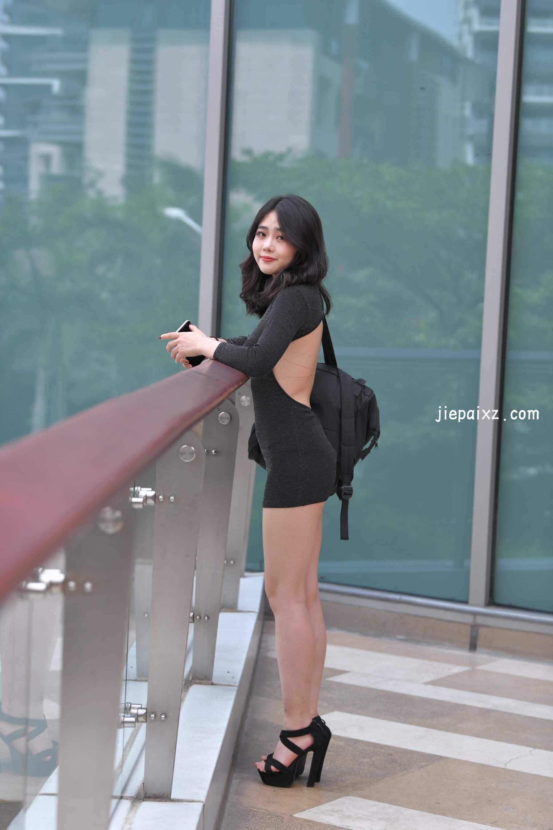 性感黑色短裙甜美清纯小姐姐 【套图+视频】