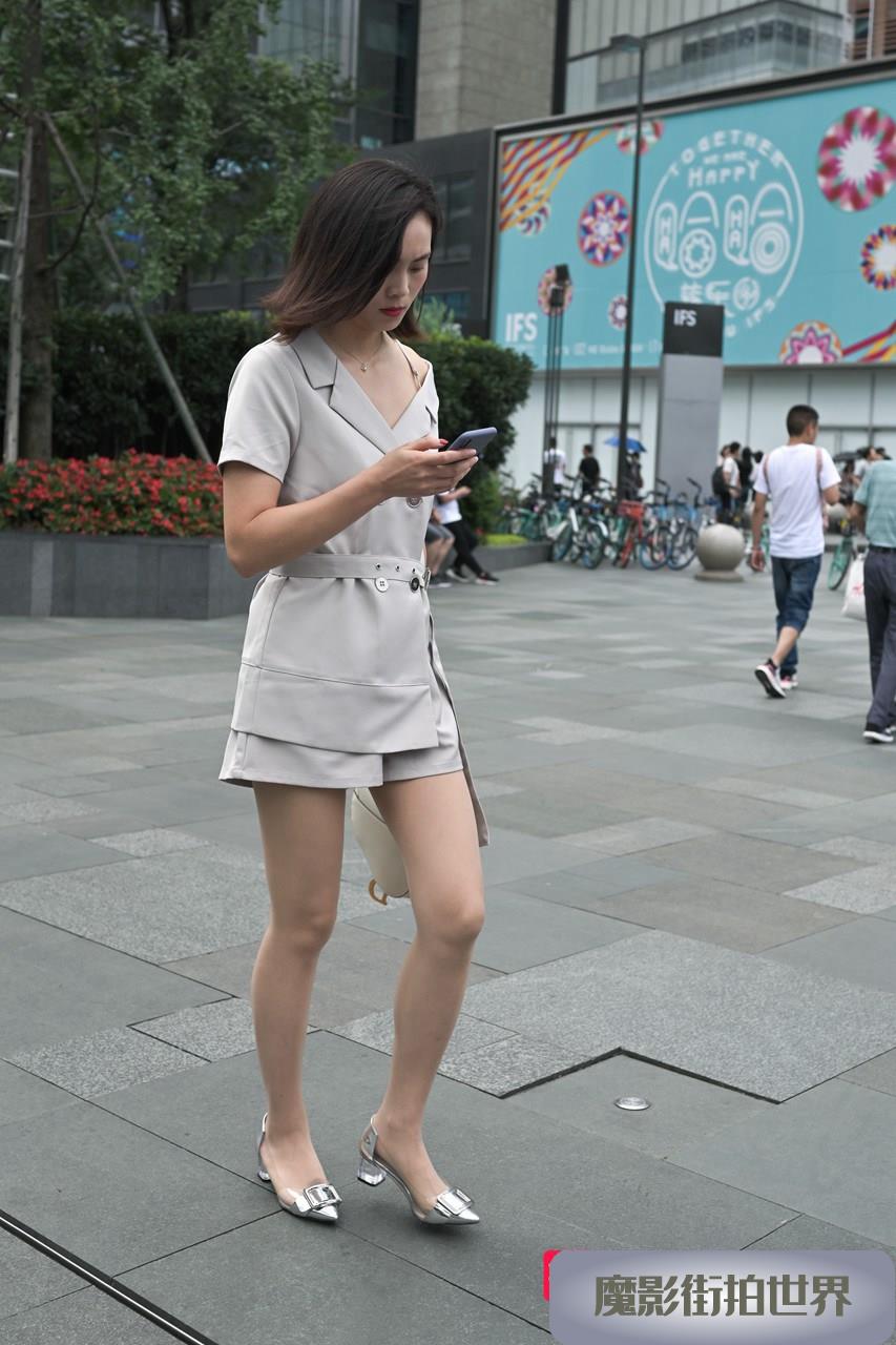 肉丝长腿少妇有韵味3A663[525M]