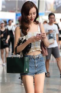 超短牛仔裤漂亮小姐姐3A485[249M]