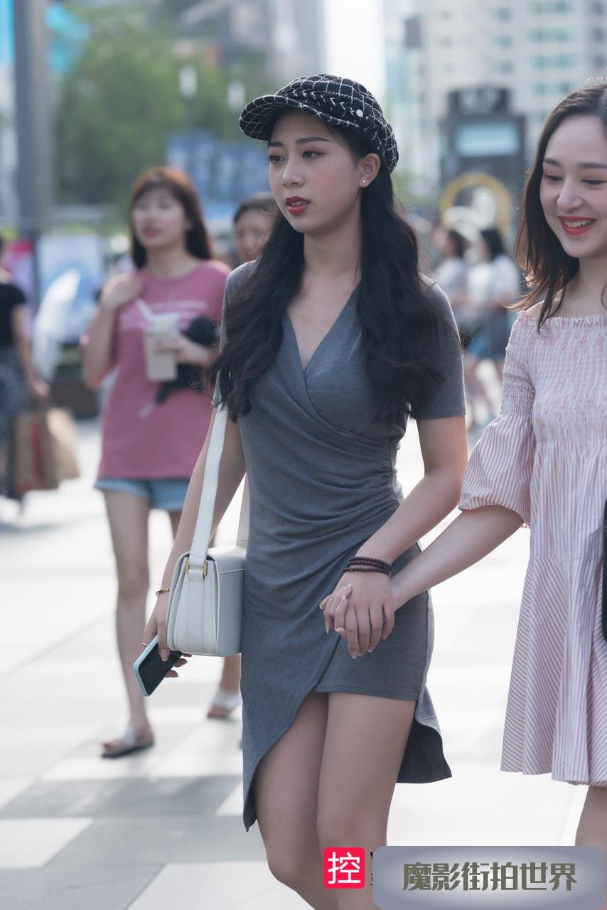 灰色短裙美女身材好3A453[660M]
