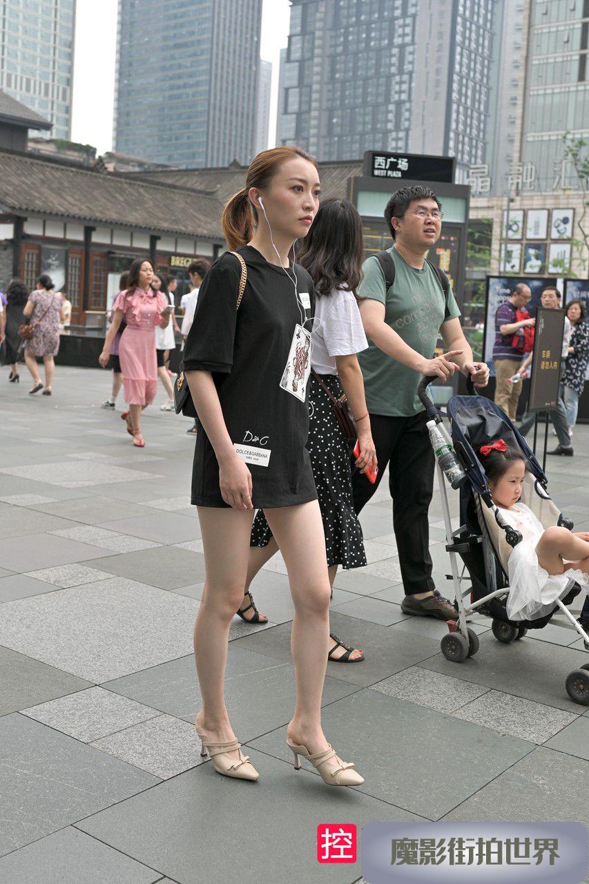 下装消失的高跟美腿美女3A625[509M]