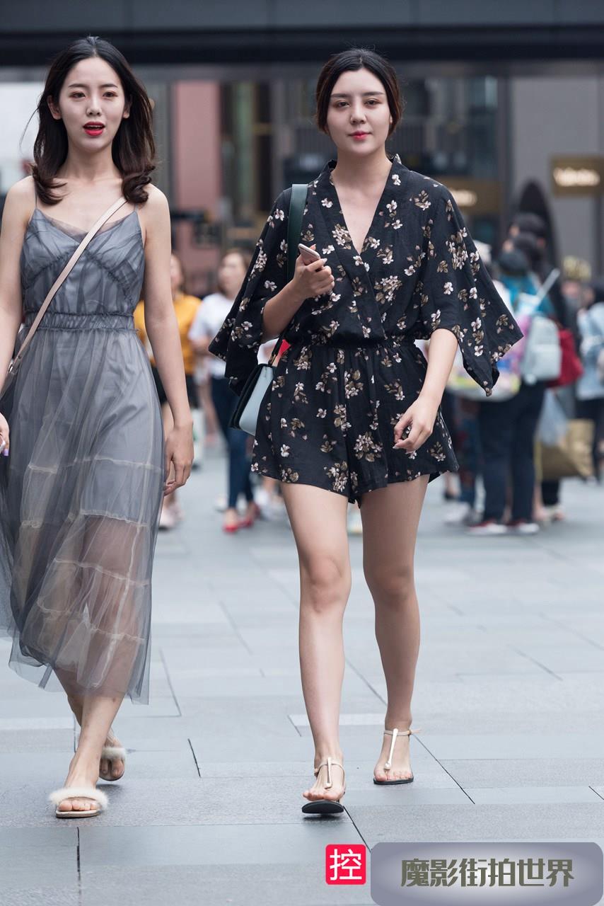 搭讪长腿小姐姐3A610[692M]