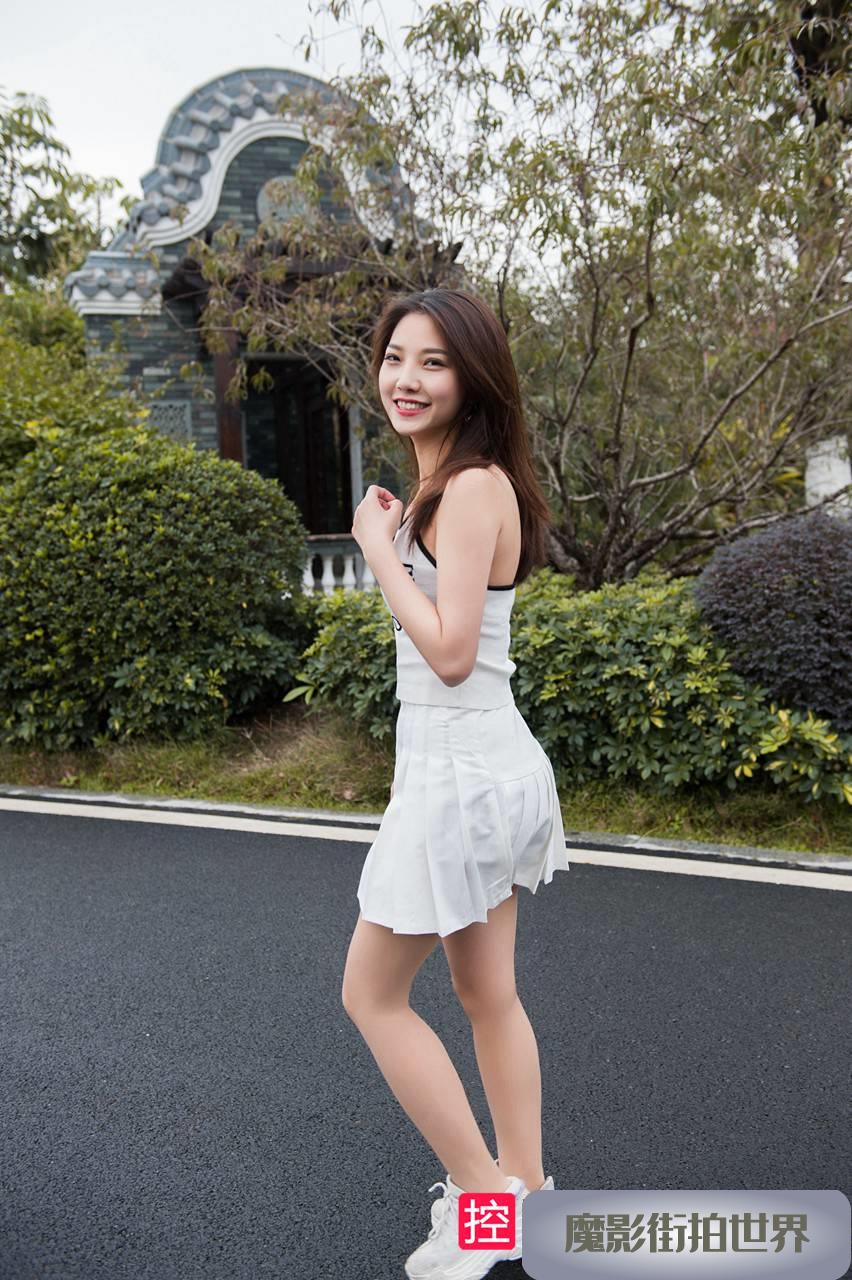 晨跑的丝袜美女3A327[748M]