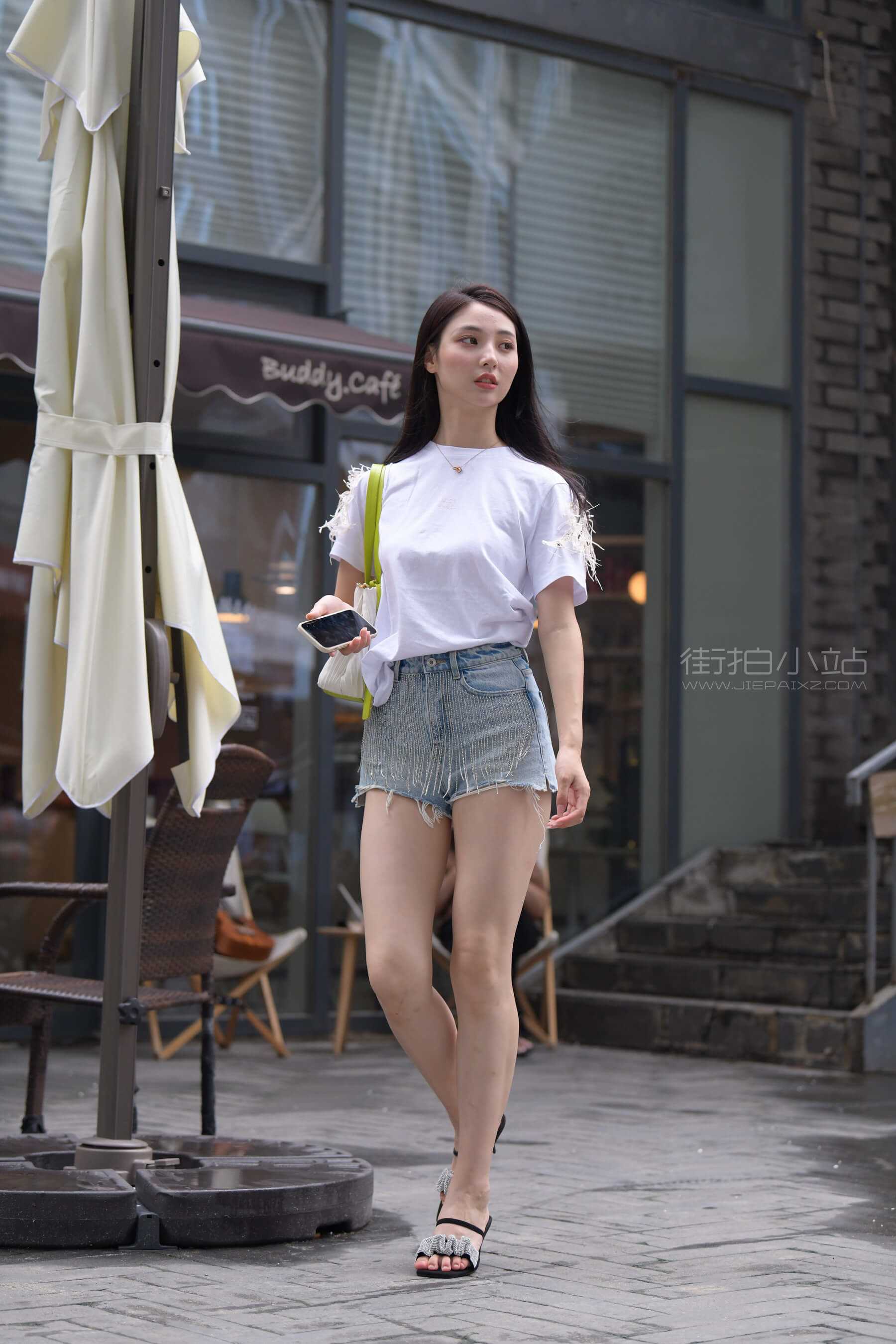 [一始专区] 蓝色牛仔热裤美女 【图片➕视频】