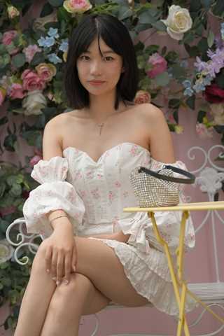 [一始专区] 白裙女孩 【图片➕视频】